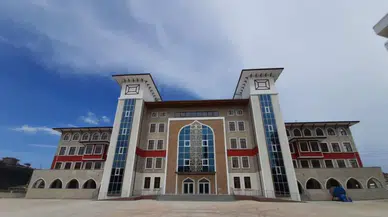 Ardeşen İmam Hatip Mezunları 25. Kez Bir Araya Geliyor