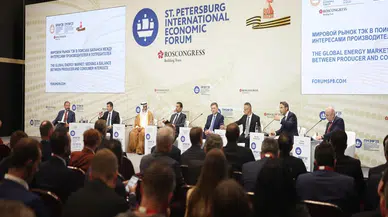 Bakan Bayraktar, 28. St. Petersburg Uluslararası Ekonomi Forumu'nda Bakanlar Toplantısına İmza Attı