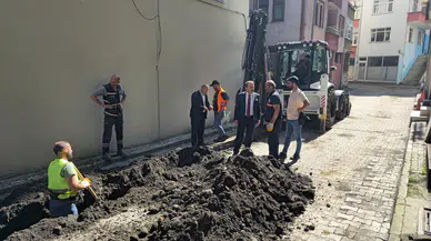 Vakfıkebir'de Altyapı ve Yol Çalışmaları Sürüyor, Mahallelerin Konforu Artıyor