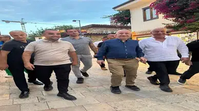 Ümit Özdağ Antalya'da esnafla buluşarak turizm sorunlarını gündeme getirdi