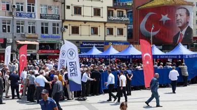 Rize Kurban Bayramı’nda Bayramlaşma Töreniyle Bir Araya Geldi