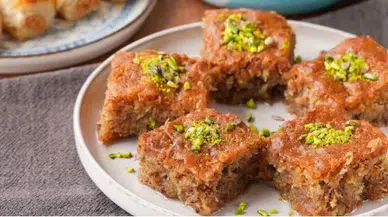 Çift Hazneli Airfryer ile Pratik Kadayıflı Kek ve Samsa Tatlısı Tarifi