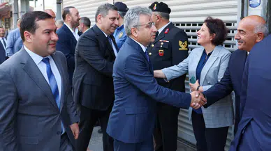 Rize'de Bayram Coşkusu: Vali ve Bakan, Fındıklı ile Pazar'da Etkinliklere Katıldı