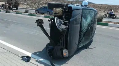 Kilis'te hafif ticari araç devrildi: 4 yaralı hastaneye kaldırıldı