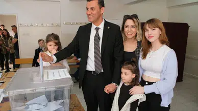 Ferdi Zeyrek'in Eşi Nurcan Zeyrek: Hayatı, Mesleği ve Aile Yaşı Hakkında Bilgiler!