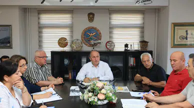 Arhavi Belediyesi etkileşimi artırmak için birim amirleriyle toplantı yaptı