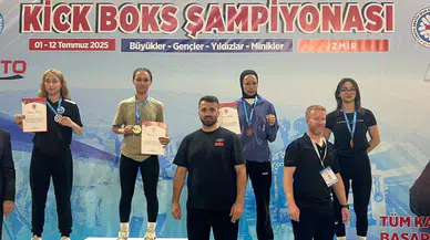 Trabzonlu sporcular Kick Boks'ta başarılı sonuçlar elde ederek madalya kazandı