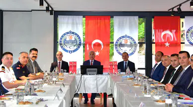 Güvenlik Koordinasyon Toplantısı: Trabzon'da Turist Yoğunluğuna Önlemler Alındı