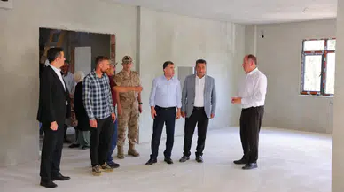 Bayburt Valisi Eldivan, Aşağıçımağıl Köyü'nde projeleri inceledi, halkla buluştu