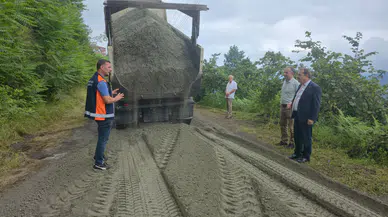Başkan Koçal, Köprücek–Karatepe Grup Yolundaki Çalışmaları İnceledi