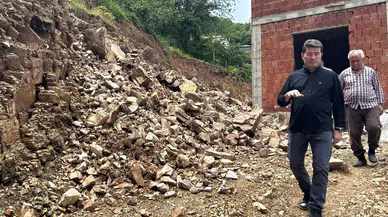 Başkan Kaya'dan toprak kayması sonrası mahalleye ziyaret, güvenlik önlemleri alındı