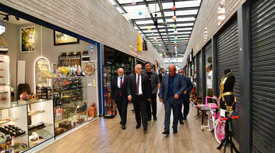 Trabzon Valisi Yıldırım'dan Tarihi Avrasya Pazarı'na Ziyaret: Esnafla İletişim Güçlendi