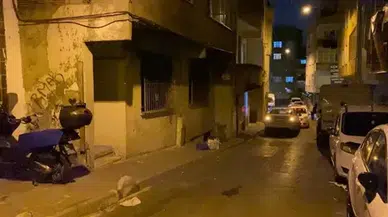 Esenler'de balkonunda erkek cesedi bulunan bina, polis incelemesine sahne oldu