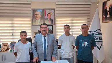 Şavşatlı Güreşçilerden Büyük Başarı