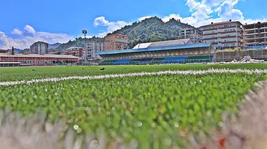 Rize’de Engindere Futbol Sahasında Çalışmalarda Son Aşama