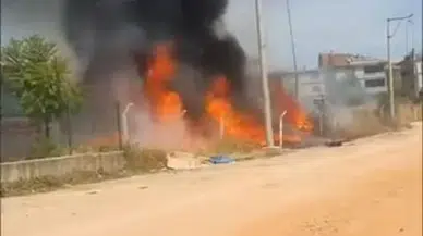 Bursa'da Yangın: Atık Malzemeler Alev Alev Yandı