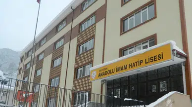 İkizdere İHL'den Öğrencilere 2500 TL Başarı Bursu ve Ücretsiz Hizmet Desteği