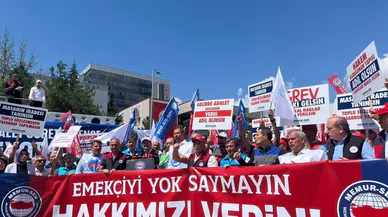 Memur-Sen, Hazine ve Maliye Bakanlığı önünde basın toplantısı düzenledi!