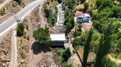 Giresun Asarcık Deresi Üzerinde Köprü İnşaatı Devam Ediyor