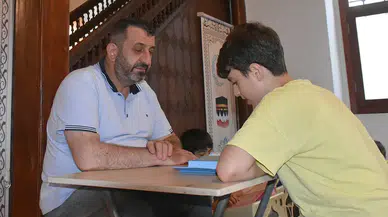 Rize'deki 200 yıllık Merkez Hacıbaşı Camii, eğitim ve kültür mirasını yaşatıyor