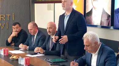 AK Parti Arhavi’de Köy ve Mahalle Temsilcileriyle Yoğun İstişare Toplantısı