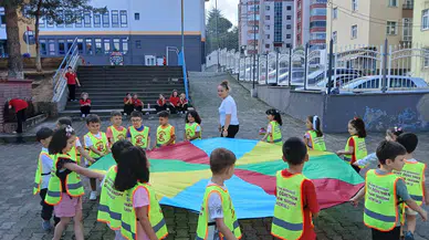 Ellerim Küçük, Hayallerim Büyük Etkinliği Şehit Öğretmen Gürhan Yardım İlkokulu’nda