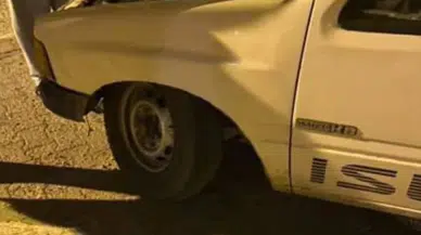 Ardeşen’de Bozuk Yol Kamyoneti Yolda Bıraktı