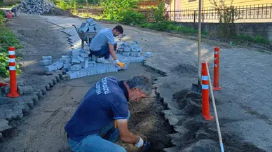 Beşikdüzü’nde Altyapı ve Yol Çalışmaları Devam Ediyor