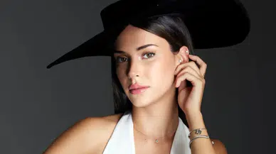 Devrim Özkan, yakışıklı bir oyuncu ile pozu sosyal medyada paylaştı!