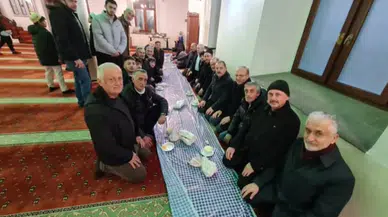 Vakfıkebir’de Sabah Namazı ve Mekke’nin Fethi Programı Düzenlendi