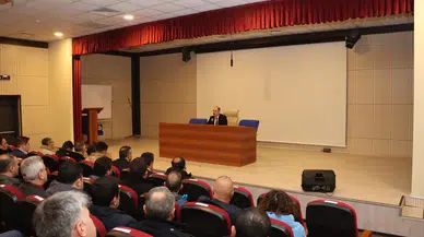 Erzurum Oltu'da 2025-2026 Eğitim Öğretim Yılı İkinci Dönem Tedbirleri Toplantısı Gerçekleştirildi