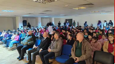 Yusufeli İlçe Milli Eğitim Müdürlüğü’nden “Akran Nezaketi” Tiyatro Gösterisi