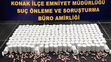 İzmir'de büyük boyutlu uyuşturucu baskını: 450 bin adet uyuşturucu hap yakalandı!
