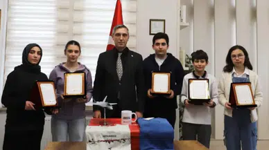 Bayburt’ta Savunmadan Sanata Yarışmasında Dereceye Giren Öğrenciler Ödüllendirildi