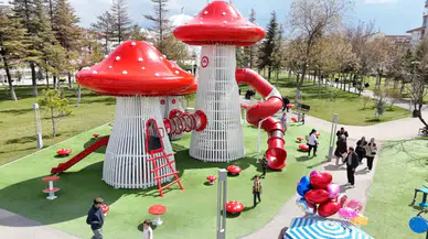 Aksaray'da çocuklar için modern oyun parkları yenilendi, güvenli alanlar oluşturuldu