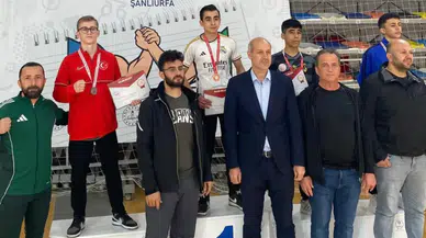 Bayburt Anadolu İmam Hatip Lisesi’nden Büyük Başarı: Emir Polat Türkiye İkincisi Oldu