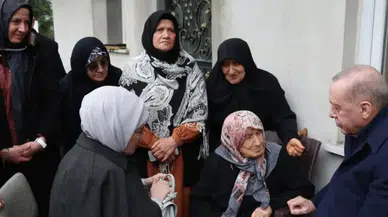 Cumhurbaşkanı Erdoğan, komşularıyla bayramlaştı