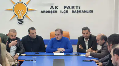 AK Parti Ardeşen İlçe Teşkilatı Haftalık Toplantısını Gerçekleştirdi