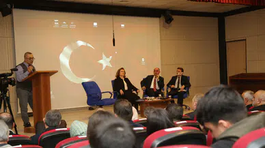 Oltu’nun Kurtuluş Etkinliklerinde Tarih Konuşuldu: Panel Büyük İlgi Gördü