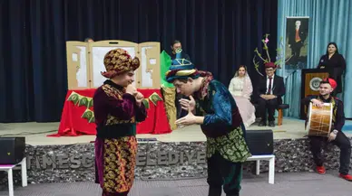 Etimesgut Belediyesi'nden Ramazan Geleneği: Karagöz ve Hacivat Gölge Oyunu İzleyicilerle Buluştu!