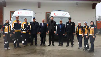 Arhavi’de Bayramda Anlamlı Ziyaretler: Protokolden Kurumlara ve Vatandaşlara Bayramlaşma