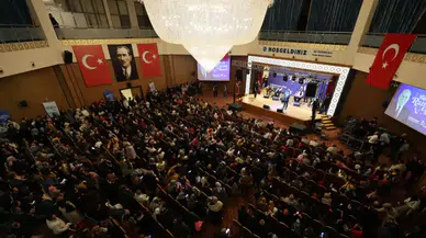 Yüreğir'de Abdurrahman Önül Konserine Büyük Bir Katılım Gerçekleşti!