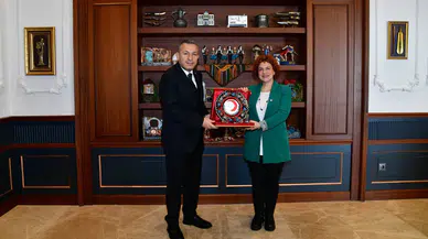 Kızılay Bölge Müdürü Dila Baran’dan Vali Tahir Şahin’e Ziyaret