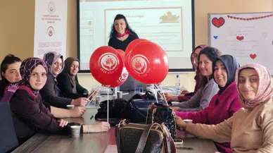 Trabzon’da Modüler Aile Eğitim Programı Devam Ediyor: Okul Hayatı ve Çocuk Modülü İşlendi