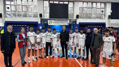 Artvin’de Polis Haftası Futbol Turnuvası Sona Erdi: Şampiyonlar Belli Oldu