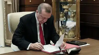 Başkan Erdoğan imzaladı: YÖK'e 4 yeni üye, 8 üniversiteye rektör atandı