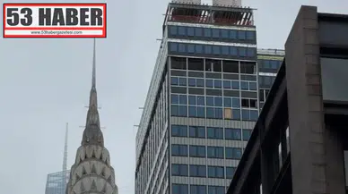 New York'ta 37 katlı binanın yıkılma tehlikesi nedeniyle yollar kapatıldı