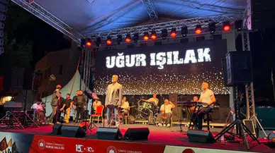 Bursa'da Uğur Işılak'ın unutulmaz 15 Temmuz anma konseri gerçekleşti!