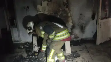 Hatay İskenderun’da Bir Evde Yangın Çıktı: İtfaiye Olay Yerinde