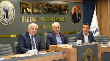Başkan Rahmi Metin, Rize Esnafıyla Bir Araya Geldi: Devam Eden ve Yeni Projeleri Anlattı
